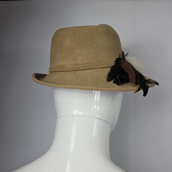 Vintage Betmar New York wool Camel hat - Picture 4 of 16